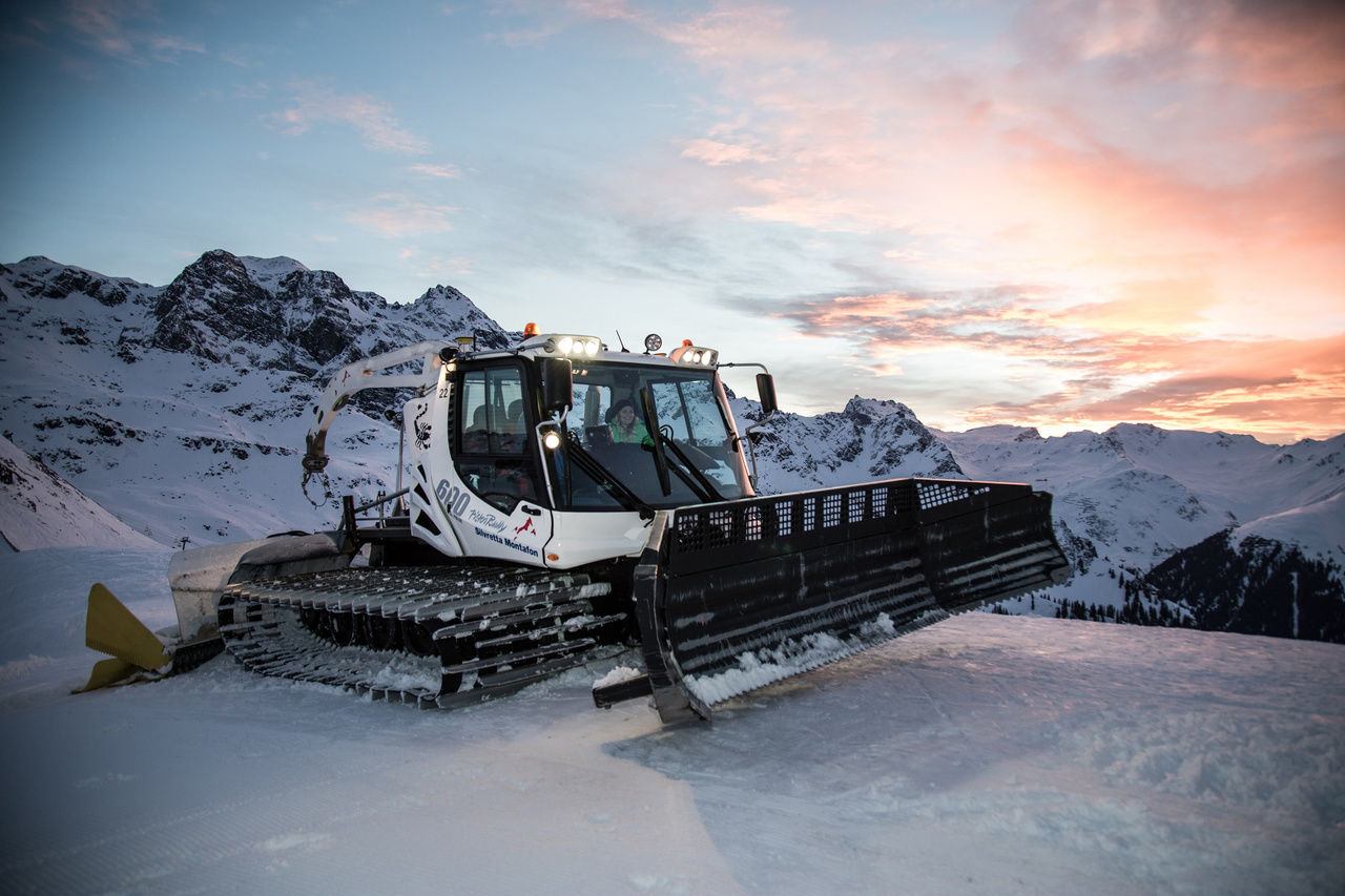 Pistenbully fahren Montafon Sehenswertes Freizeitaktivitäten Winter